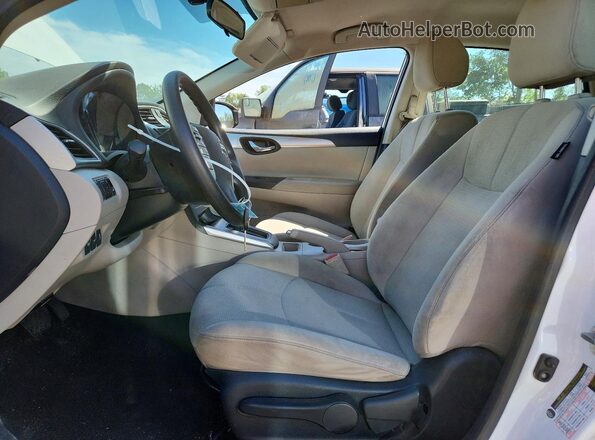3N1AB7AP1HY329300 2017 NISSAN SENTRA White Front interior view