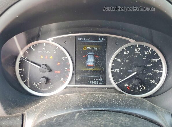 3N1AB7AP1HY391683 2017 NISSAN SENTRA Silver Սարքավորումների վահանակի տեսք