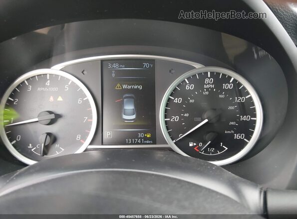 3N1AB7AP1JL631592 2018 NISSAN SENTRA Silver Vista de los asientos traseros