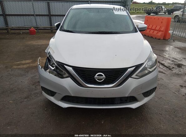 3N1AB7AP1JL631592 2018 NISSAN SENTRA Silver Vista del cuadro de instrumentos