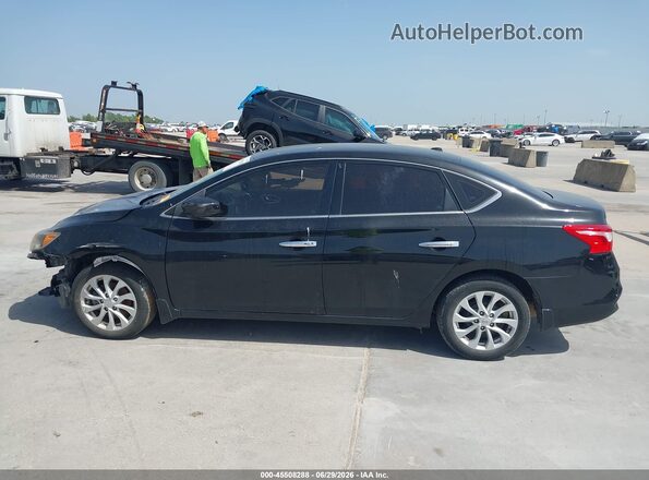 3N1AB7AP1JY317072 2018 NISSAN SENTRA Black 360 interior view