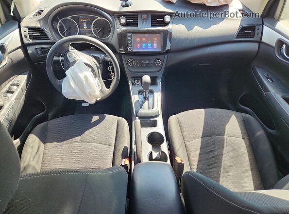 3N1AB7AP1KY249955 2019 NISSAN SENTRA Белый Вид панели приборов