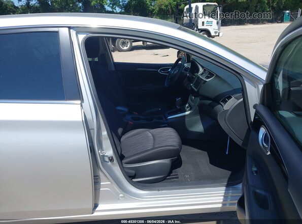 3N1AB7AP1KY255996 2019 NISSAN SENTRA Silver Vista interior delantera