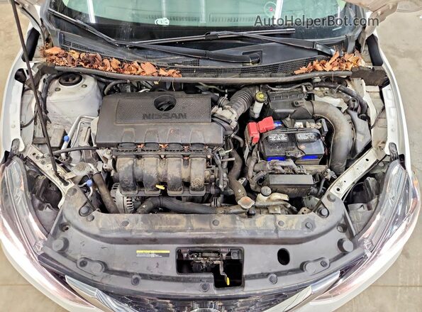 3N1AB7AP1KY260602 2019 NISSAN SENTRA White Вид задньої частини салону