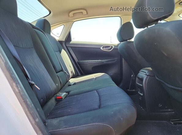 3N1AB7AP1KY319759 2019 NISSAN SENTRA White უკანა სავარძლების ხედი