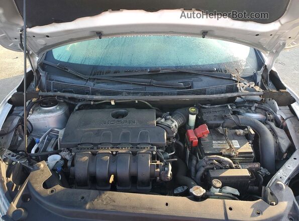 3N1AB7AP1KY351708 2019 NISSAN SENTRA Silver Vista interior trasera