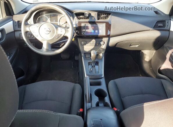 3N1AB7AP1KY351708 2019 NISSAN SENTRA Silver Vista del salpicadero