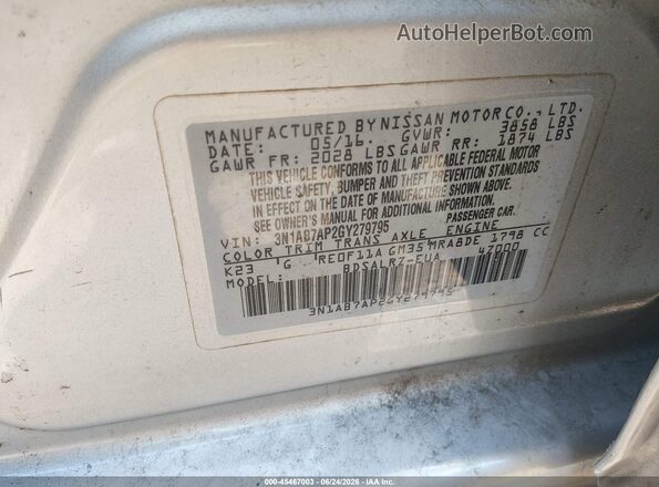 3N1AB7AP2GY279795 2016 NISSAN SENTRA Silver Vista del compartimento del motor