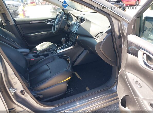 3N1AB7AP2HY311419 2017 NISSAN SENTRA Серый Вид салона спереди