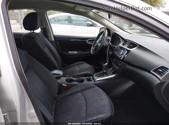 3N1AB7AP2HY353380 2017 NISSAN SENTRA Silver Вид салону спереду