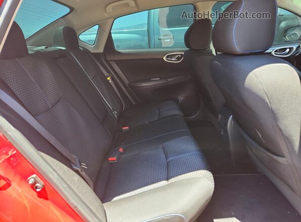 3N1AB7AP2HY368378 2017 NISSAN SENTRA Red Vista de los asientos traseros