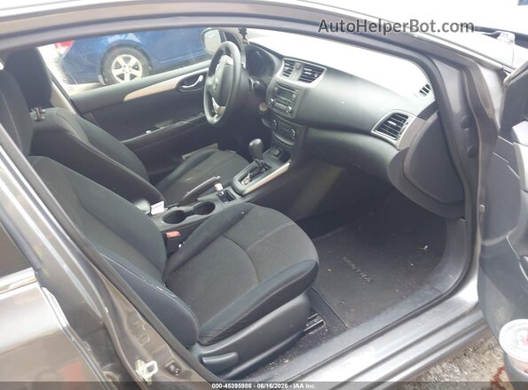 3N1AB7AP2HY372754 2017 NISSAN SENTRA Gray Widok wnętrza z przodu