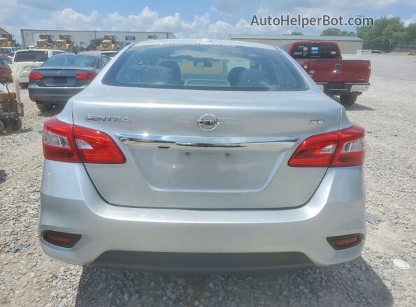 3N1AB7AP2JL636509 2018 NISSAN SENTRA Silver Widok z tyłu