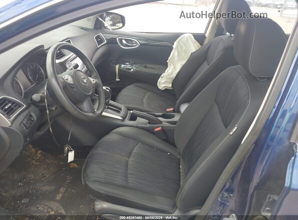 3N1AB7AP2JY216350 2018 NISSAN SENTRA Синий Вид салона спереди