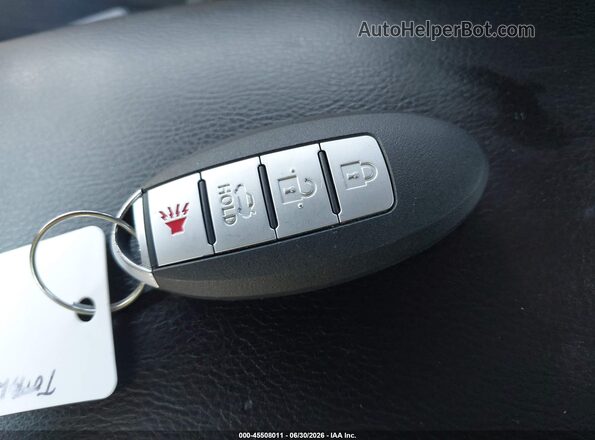 3N1AB7AP2JY239420 2018 NISSAN SENTRA Черный Вид панели приборов
