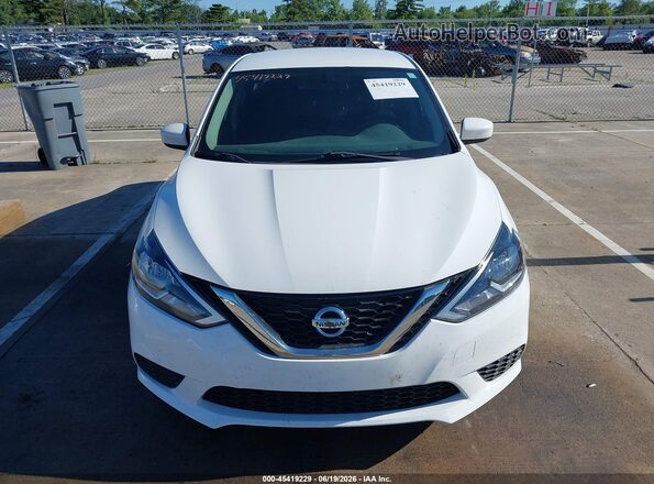 3N1AB7AP3HY222930 2017 NISSAN SENTRA Белый Вид спереди