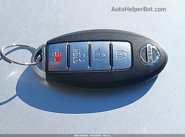 3N1AB7AP3HY222930 2017 NISSAN SENTRA Белый Вид панели приборов