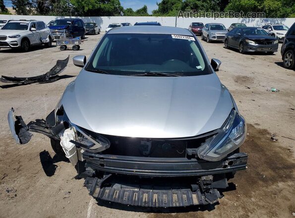 3N1AB7AP3JY208130 2018 NISSAN SENTRA Silver Вид спереду
