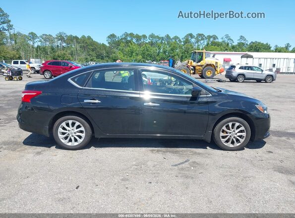 3N1AB7AP3JY214817 2018 NISSAN SENTRA Black Rear interior view