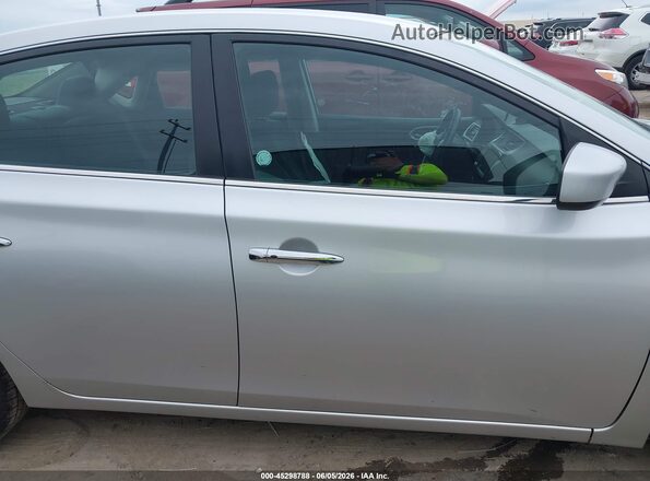 3N1AB7AP3KL616089 2019 NISSAN SENTRA White Vista interior trasera