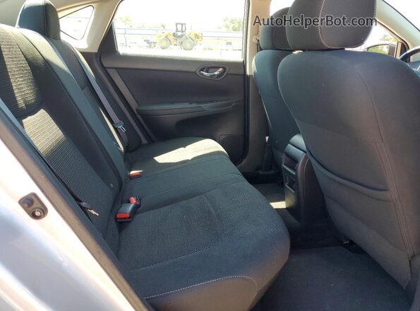 3N1AB7AP3KY228301 2019 NISSAN SENTRA Silver Widok tylnych siedzeń