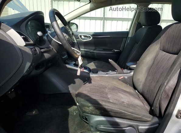 3N1AB7AP3KY374102 2019 NISSAN SENTRA Silver Вид салону спереду