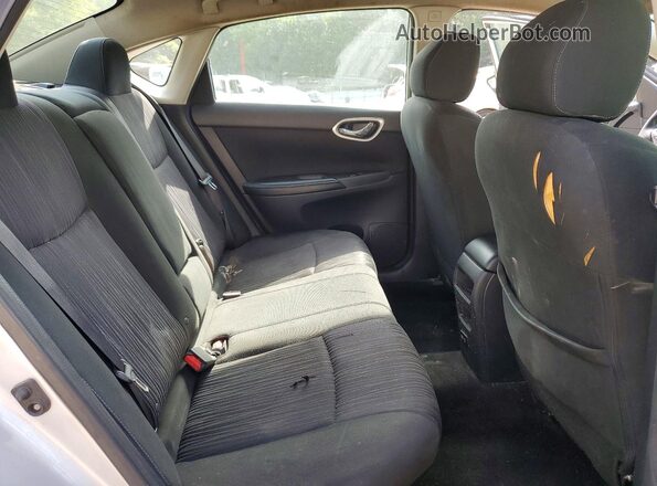 3N1AB7AP3KY374102 2019 NISSAN SENTRA Silver Вид задніх сидінь