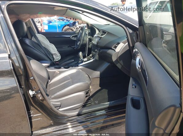 3N1AB7AP4GY267597 2016 NISSAN SENTRA Черный Вид салона спереди