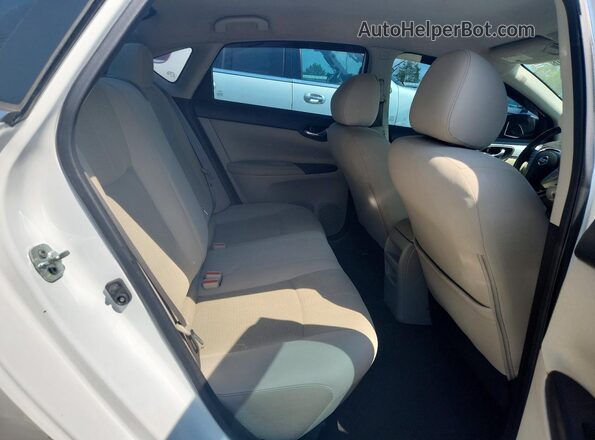 3N1AB7AP4HY235573 2017 NISSAN SENTRA White 