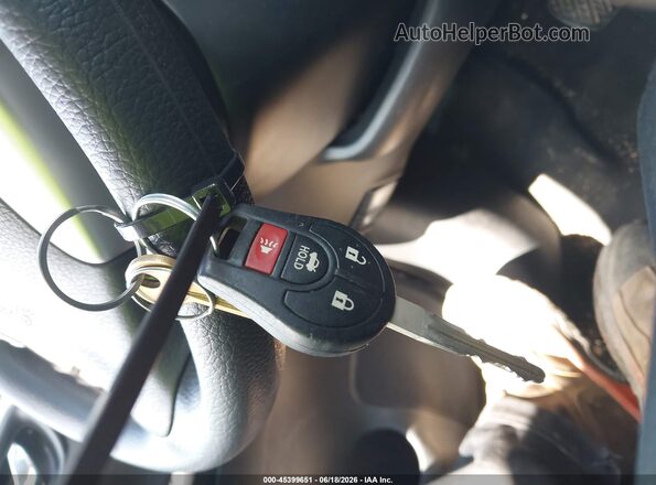 3N1AB7AP4HY235735 2017 NISSAN SENTRA Серый Вид панели приборов