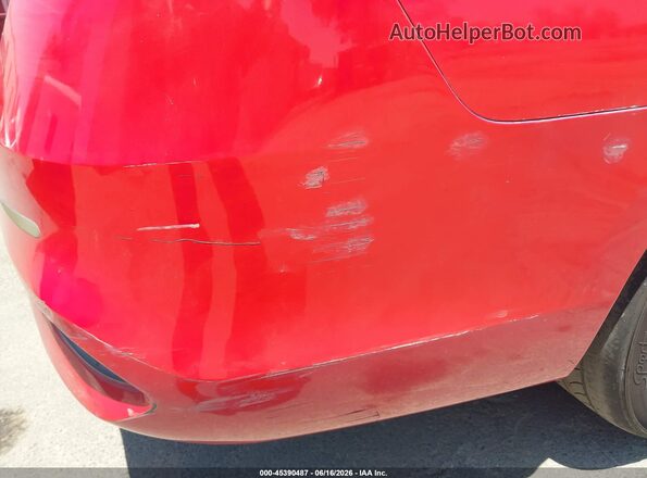 3N1AB7AP4HY302267 2017 NISSAN SENTRA Red Widok z przodu