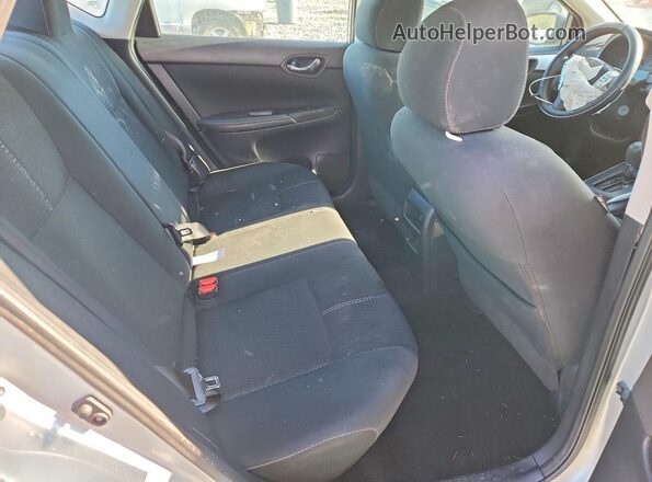 3N1AB7AP4HY375963 2017 NISSAN SENTRA Silver Vista de los asientos traseros
