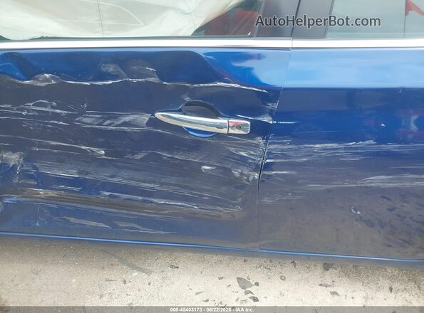 3N1AB7AP4JY228600 2018 NISSAN SENTRA Blue Vista del compartimento del motor
