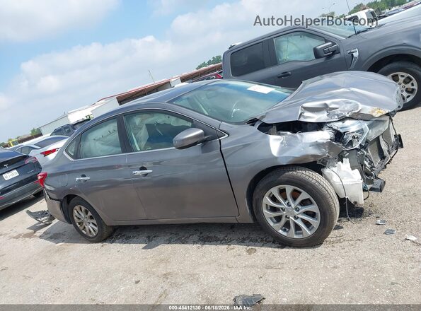 3N1AB7AP4JY273391 2018 NISSAN SENTRA Gray Widok wnętrza z tyłu