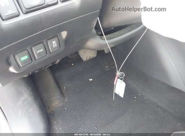 3N1AB7AP4JY273391 2018 NISSAN SENTRA Gray Widok deski rozdzielczej