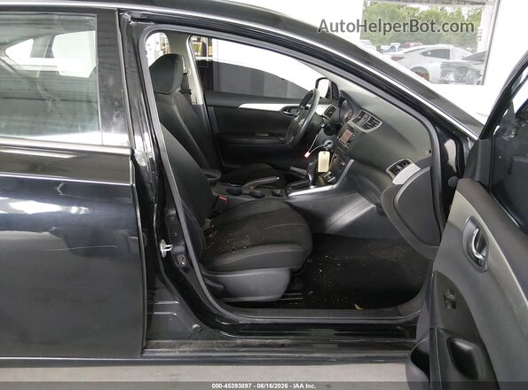 3N1AB7AP4JY319785 2018 NISSAN SENTRA Black Front interior view