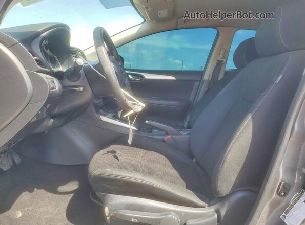 3N1AB7AP4KY258049 2019 NISSAN SENTRA Gray Вид салону спереду