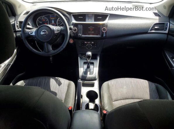 3N1AB7AP4KY362119 2019 NISSAN SENTRA Серый Вид панели приборов
