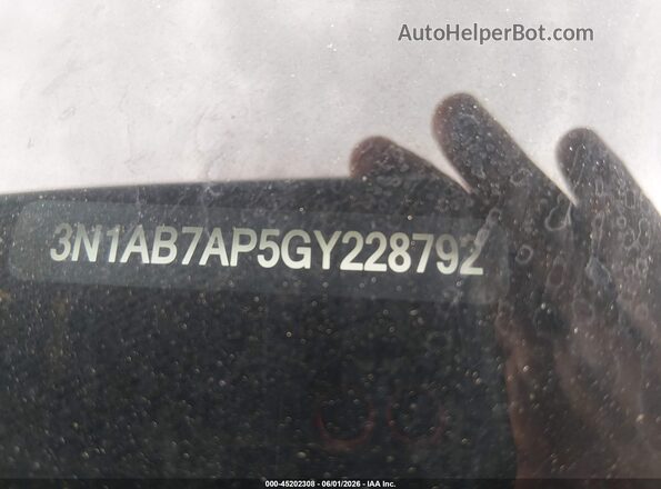 3N1AB7AP5GY228792 2016 NISSAN SENTRA Gray Շարժիչի բաժամունքի տեսք