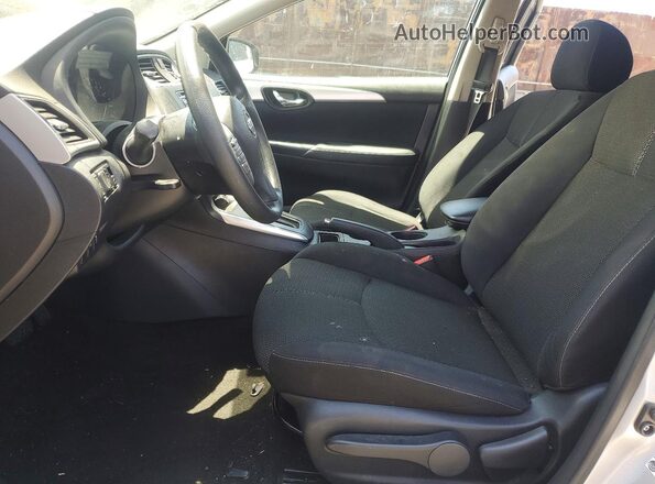 3N1AB7AP5GY253496 2016 NISSAN SENTRA Silver Front interior view