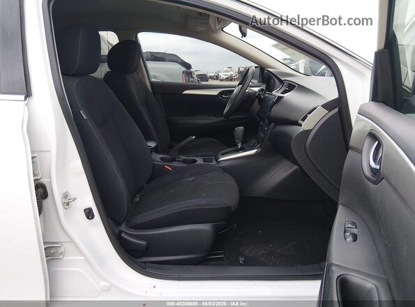 3N1AB7AP5HY377348 2017 NISSAN SENTRA White Widok wnętrza z przodu