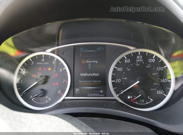 3N1AB7AP5JL634477 2018 NISSAN SENTRA Silver Հետևի նստատեղերի տեսք