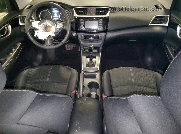 3N1AB7AP5JL657743 2018 NISSAN SENTRA Black წინა პანელის ხედი