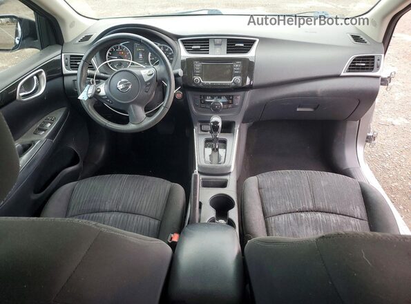 3N1AB7AP5JY217251 2018 NISSAN SENTRA Gray Vista del salpicadero