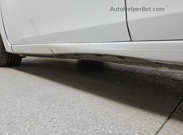 3N1AB7AP5JY227326 2018 NISSAN SENTRA Белый 