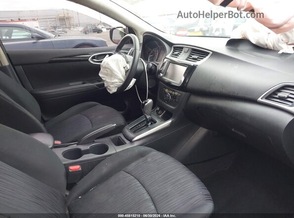 3N1AB7AP5KL628602 2019 NISSAN SENTRA Черный Вид салона спереди