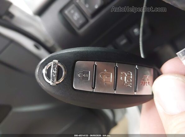 3N1AB7AP6GY253782 2016 NISSAN SENTRA Белый Вид панели приборов