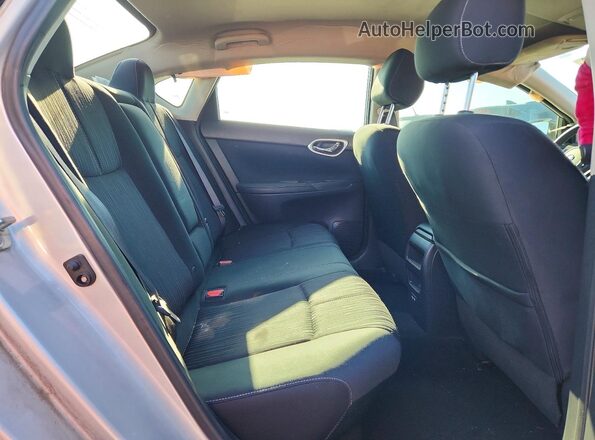 3N1AB7AP6HL712355 2017 NISSAN SENTRA Silver Հետևի նստատեղերի տեսք