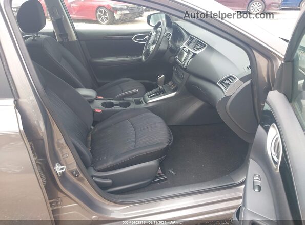 3N1AB7AP6HY219083 2017 NISSAN SENTRA Pewter Front interior view
