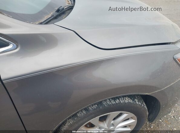 3N1AB7AP6HY219083 2017 NISSAN SENTRA Pewter Front view